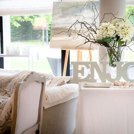 ルマン Le Champ Du Renne Bed & Breakfast エクステリア 写真
