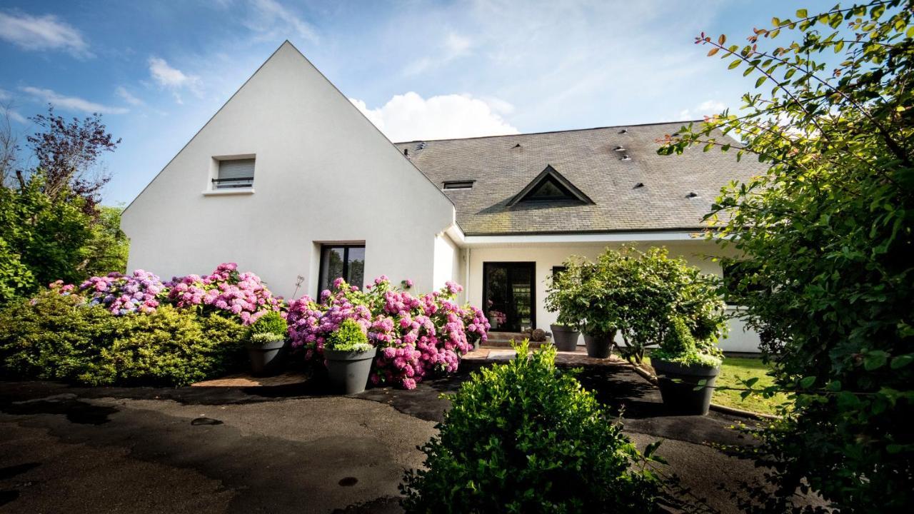 ルマン Le Champ Du Renne Bed & Breakfast エクステリア 写真